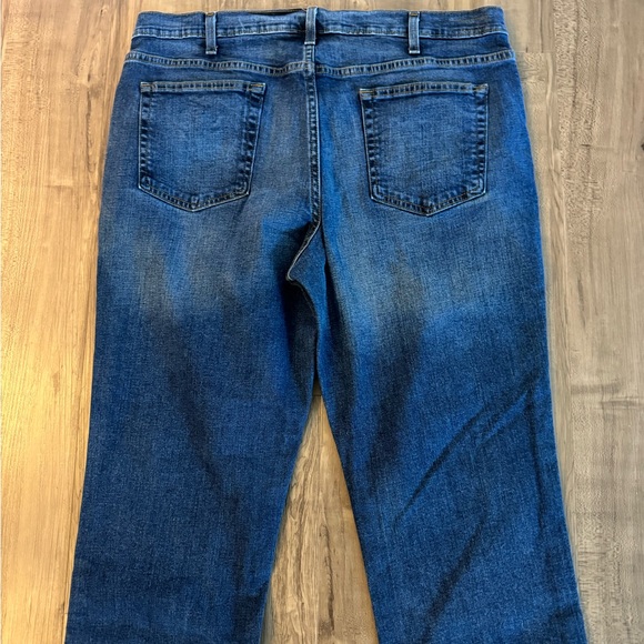 Men's Straight-Fit Jeans
Size: 38W x 31L - Picture 4 of 5